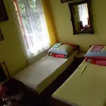 Admiral Bed and Breakfast 3*