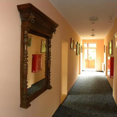 Bed and breakfast Admiral 3*