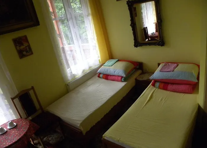 Admiral Bed & Breakfast 3*